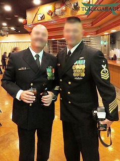 米軍放出品　U.SNAVY   米海軍士官制服　上下セット　大尉階級章付き